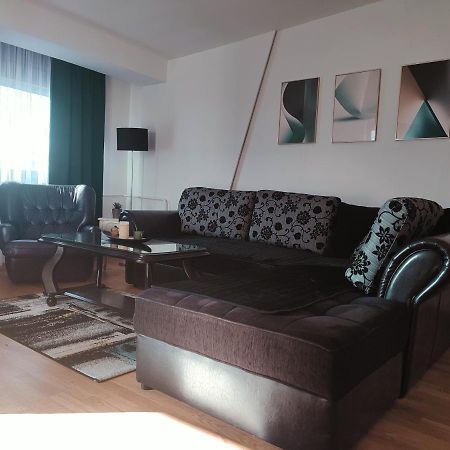 Antoni Apartment Skopje Ngoại thất bức ảnh