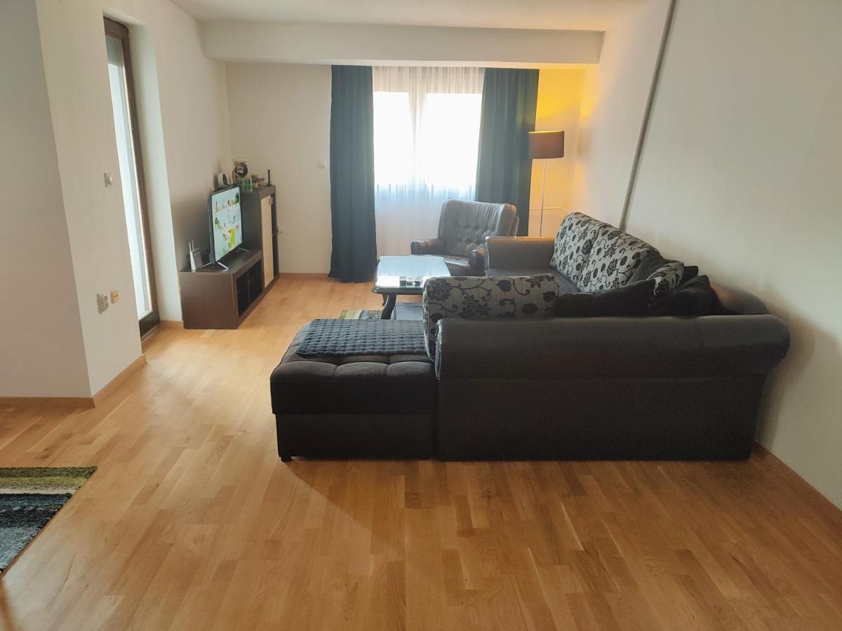 Antoni Apartment Skopje Ngoại thất bức ảnh