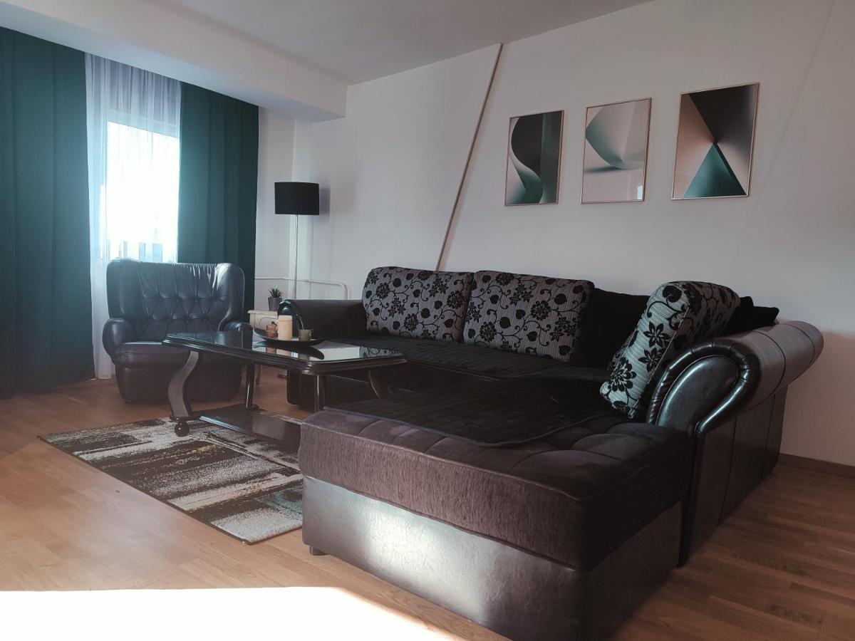 Antoni Apartment Skopje Ngoại thất bức ảnh